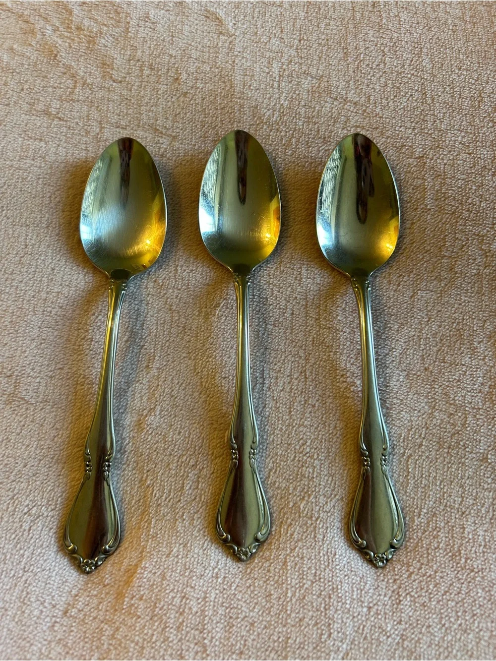 Oneida Craft Deluxe Chateau stainless teaspoons set of 3
